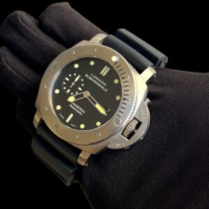 Panerai Luminor Submersible 1950 , 47mm , Titânio & Completo!