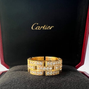 Anel Cartier Maillon Panthere Semi Pavê em ouro amarelo em até 12x sem juros!