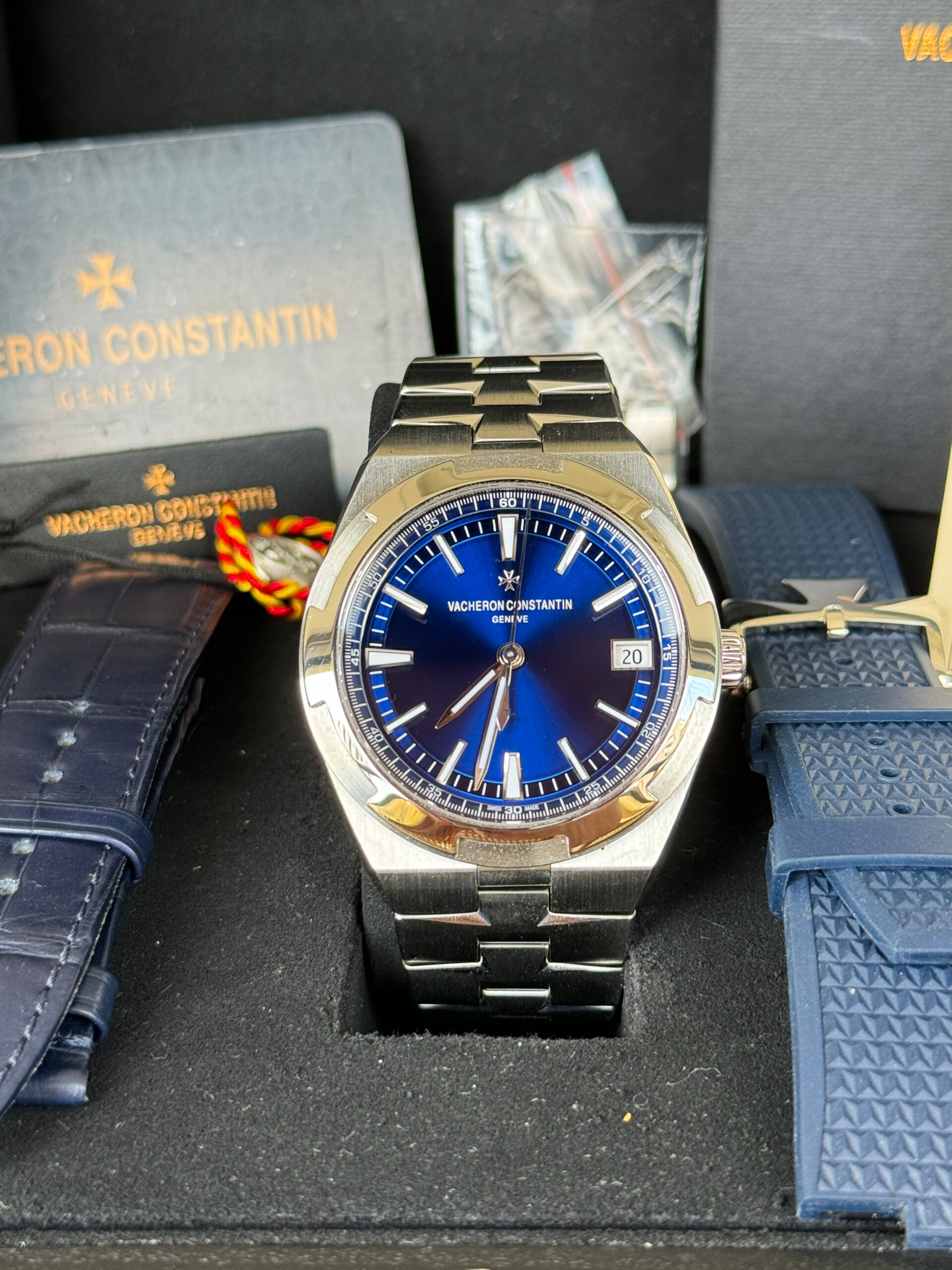 Vacheron Constantin Overseas 41mm Blue Dial Modelo Novo