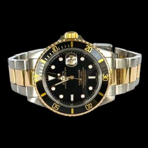 Rolex Submariner Aço e Ouro 18k  40mm & Mostrador Preto!