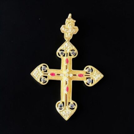 Crucifixo Cruz em Ouro 18K com Diamantes, Safiras e Rubis totalmente trabalhado!